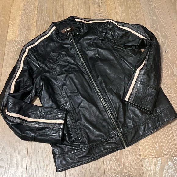 Danier Other - Danier Genuine Leather Jacket